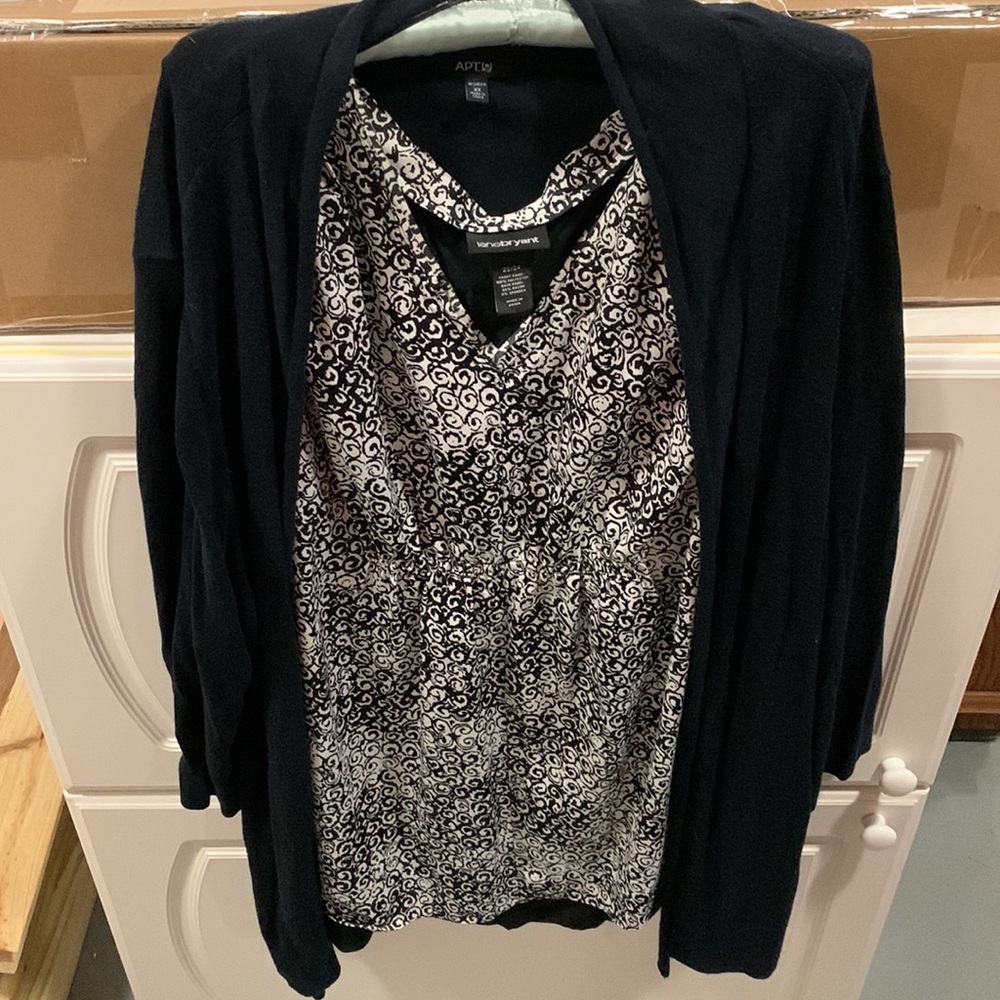 2 piece set! Lane Bryant sleeveless blouse